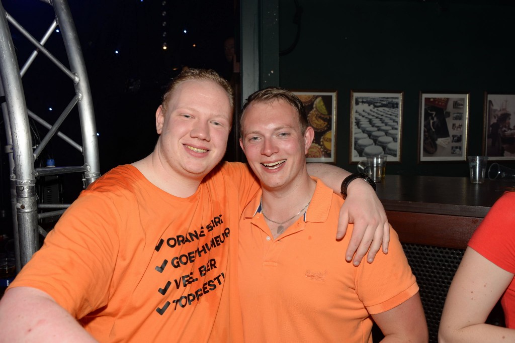 ../Images/Koningsnacht 2022 in VdG 453.jpg